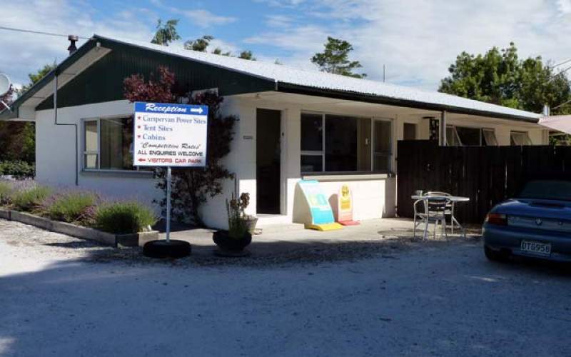 Tasman Motor Camp Full Service Camp New Zealand